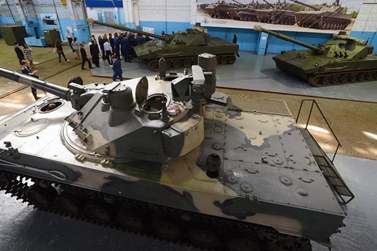 Chuyên gia Mỹ “soi” pháo tự hành “Hoa Sen”  mới của Nga