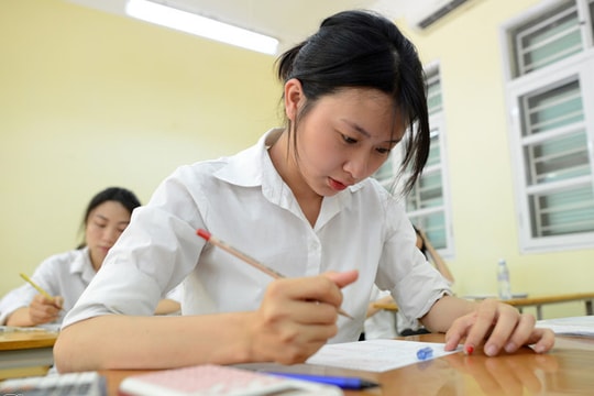 Dự kiến học lực giỏi lớp 12 mới được xét tuyển ngành Y
