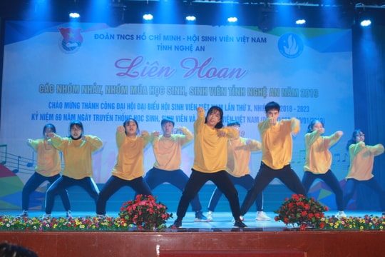 Sôi động liên hoan các nhóm nhảy, nhóm múa học sinh, sinh viên tỉnh Nghệ An