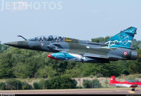 Chiến đấu cơ Mirage 2000 Pháp biến mất không rõ nguyên nhân