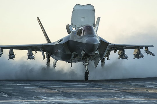 Lãnh đạo lâm thời của Lầu Năm Góc chỉ trích mạnh mẽ chương trình thiết kế, chế tạo F-35