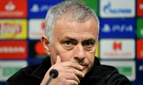 Sốc: Duy Mạnh nhận thêm án phạt nặng; Mourinho quay lại La Liga?