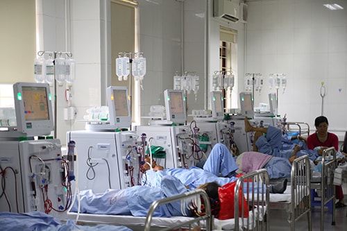 Bệnh viện Hòa Bình thả nổi việc lọc nước chạy thận nhân tạo
