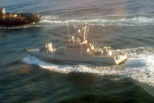 Tướng Ukraine nói về kế hoạch đột phá mới qua eo biển Kerch