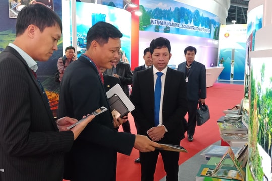 Du khách ASEAN quan tâm tour 2 ngày 1 đêm du lịch miền Tây Nghệ An