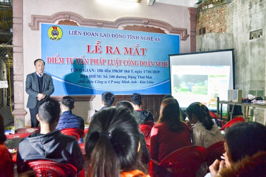 Nghệ An: Ra mắt điểm tư vấn pháp luật miễn phí cho công nhân, người lao động