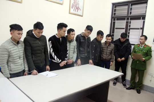 Tự nghĩ ra số lô đề, rao bán trên mạng rồi chiếm đoạt hàng tỷ đồng