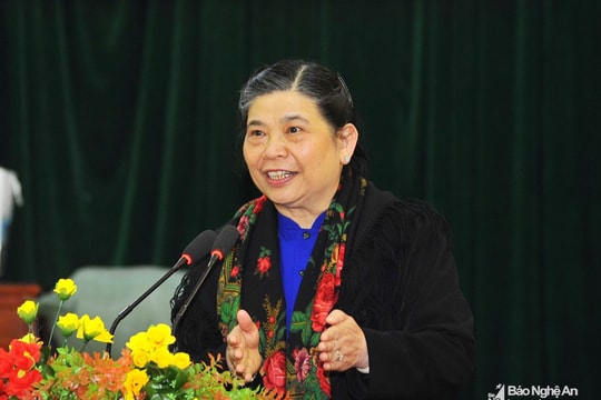 Phó Chủ tịch Quốc hội Tòng Thị Phóng: “Anh Sơn phải trở thành huyện khá miền Tây Nghệ An“