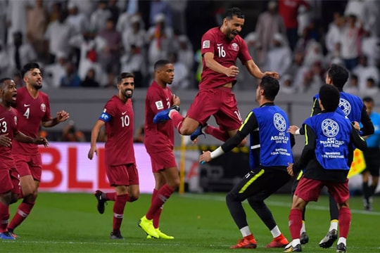 4 bàn thắng của Qatar vùi dập chủ nhà UAE