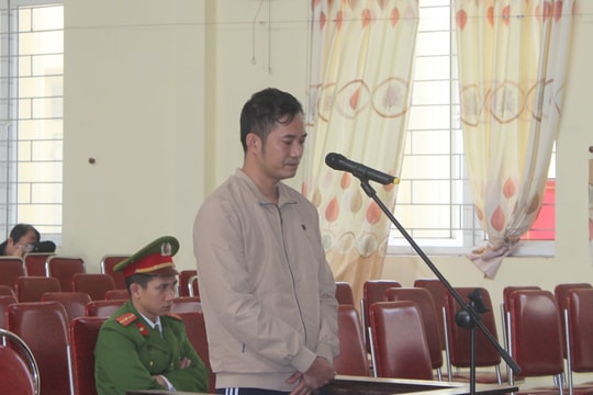 5,5 năm tù giam cho đối tượng mua bán vận chuyển pháo nổ