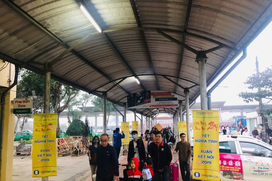 MobiFone tặng vé tàu tết cho công nhân Nghệ An cùng “Tết nghĩa tình - Xuân kết nối 2019“