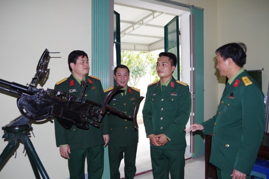 Bộ CHQS tỉnh kiểm tra công tác SSCĐ tại các cơ quan, đơn vị dịp Tết Kỷ Hợi 2019