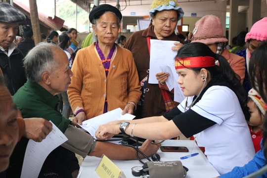 “Mùa đông ấm 2019” - Hành trình mang yêu thương đến bản nghèo 