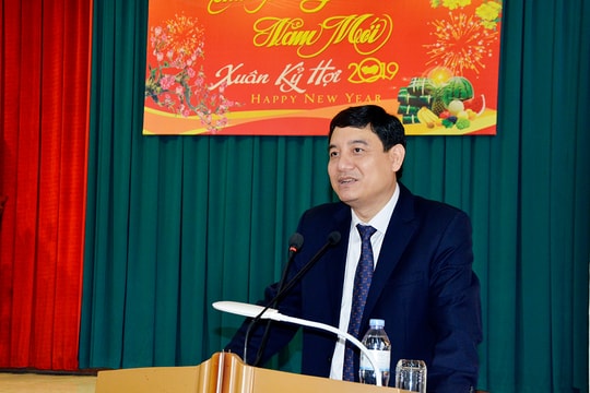 Thường trực Tỉnh ủy gặp mặt, chúc Tết cán bộ, công chức cơ quan Tỉnh ủy