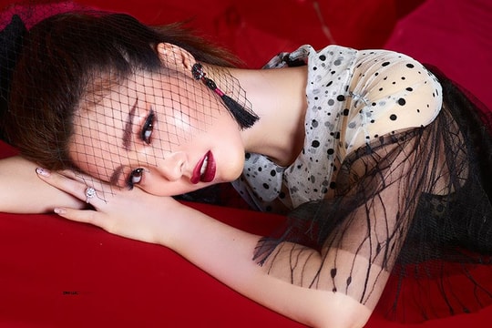 Á hậu Thụy Vân nói gì về tin đồn hôn nhân rạn nứt?