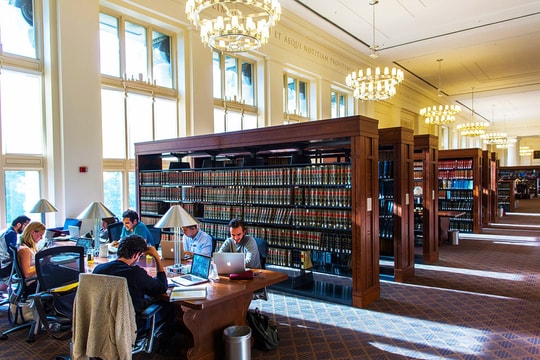 Mục sở thị thư viện độc đáo của đại học hàng đầu thế giới