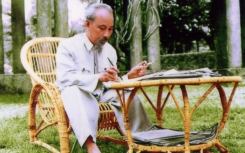 Di chúc Hồ Chí Minh: Mệnh lệnh trong công cuộc “chỉnh đốn” đảng