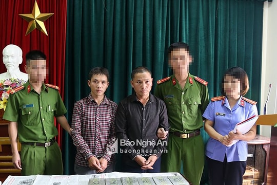 Ngày Xuân nghe cảnh sát ma túy kể chuyện đánh án