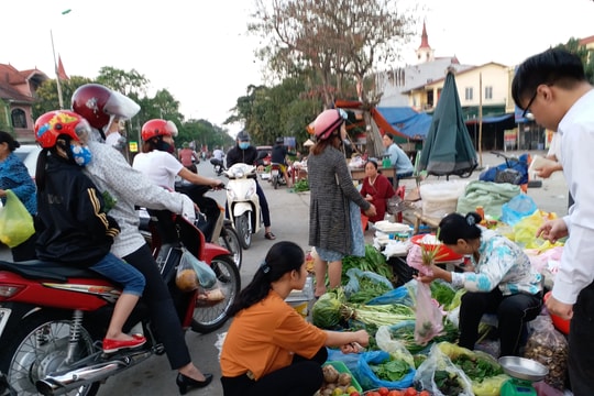 Thực phẩm sau Tết có nơi “đội giá” gấp đôi ngày thường