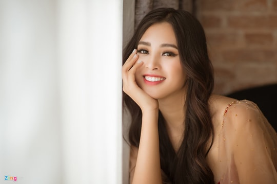 Hoa hậu Tiểu Vy: ‘Tôi vẫn là Tiểu Vy của những năm chưa là hoa hậu’