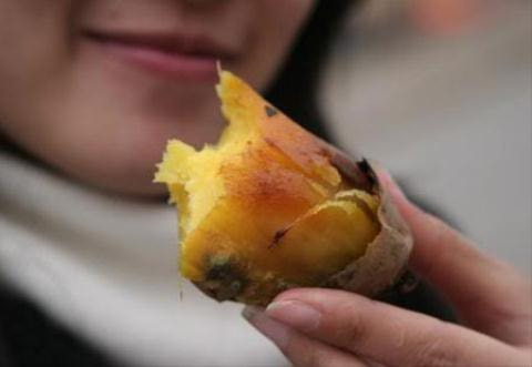 9 “siêu thực phẩm” đối phó với chứng đầy bụng, khó tiêu dịp Tết