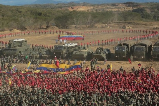 Venezuela tập trận lớn nhất trong 200 năm; lộ lịch làm việc của Tổng thống Trump