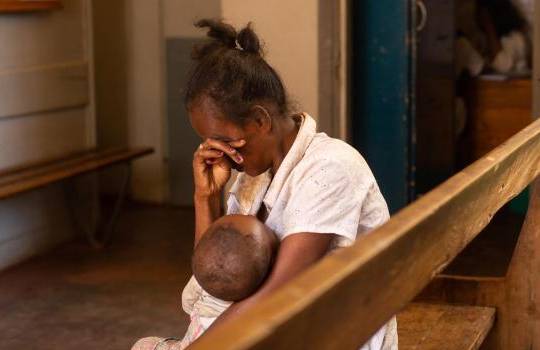 Bệnh sởi cướp đi 3 đứa con của một gia đình