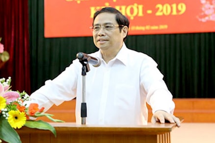 Thực hiện tốt công tác nhân sự chuẩn bị Đại hội Đảng bộ các cấp