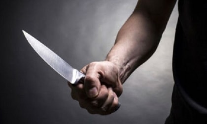 Một cán bộ công an Nghệ An bị đâm trọng thương khi làm nhiệm vụ