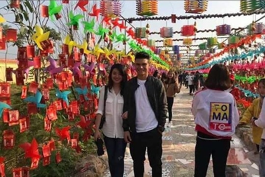 Lộ diện bạn gái xinh như hotgirl của cầu thủ Xuân Mạnh 