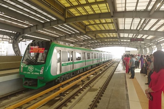 Đường sắt đô thị đầu tiên của Việt Nam chạy thương mại vào tháng 4