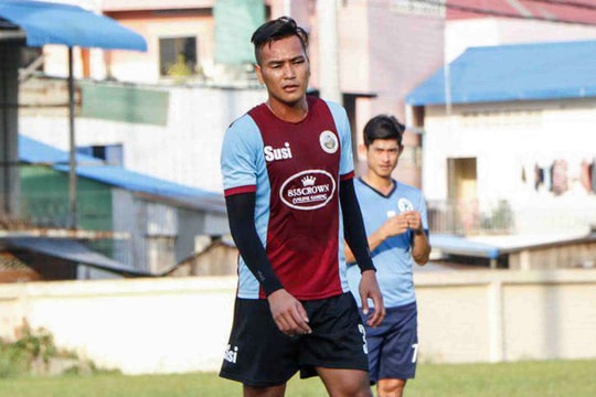 Thêm cầu thủ Việt Nam ra nước ngoài thi đấu