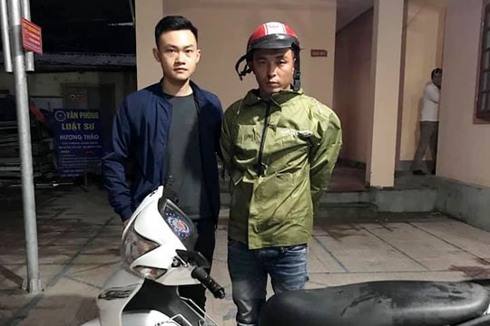 Trên đường về phép, chiến sỹ trẻ vật lộn bắt trộm dưới ruộng