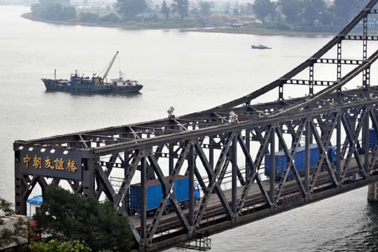 Trung Quốc tăng cường an ninh tại thị trấn giáp Triều Tiên trước thượng đỉnh Trump - Kim