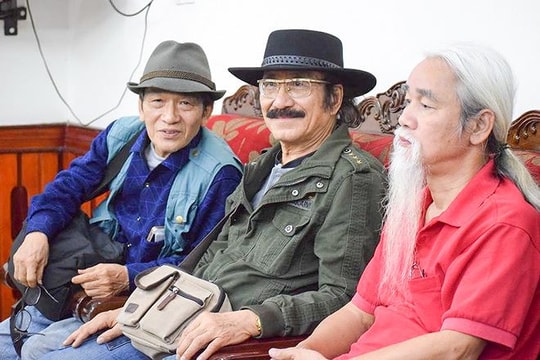 Nguyễn Duy, Trần Tiến, Nguyễn Cường về biên giới