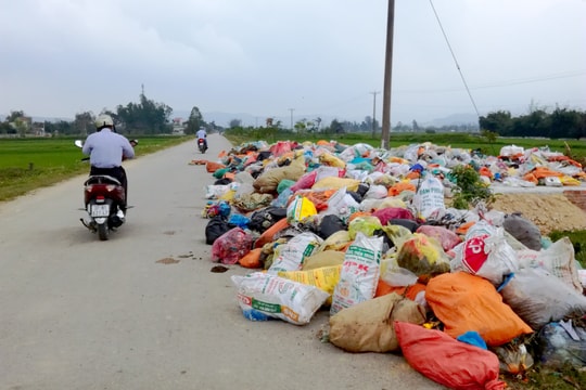 Quá tải rác thải nông thôn 