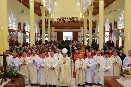 Khánh thành nhà thờ Giáo họ Nghi Đông