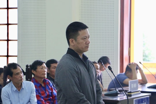 Cán bộ trung tâm phát triển quỹ đất  TP. Vinh lập hồ sơ “ảo” chiếm đoạt gần 10 tỷ đồng