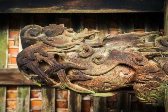 Những chạm khắc tinh xảo của ngôi đình cổ 300 năm ở “xứ Nhút“