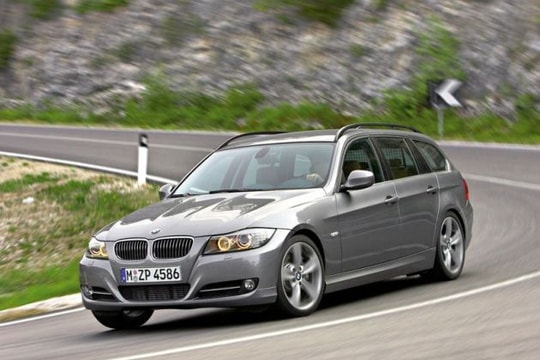 Cách xử lý nhanh xe ô tô chết máy khi đang xuống dốc