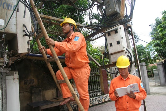 Giá điện có thể tăng thêm 143,79 đồng/số trong tháng 3