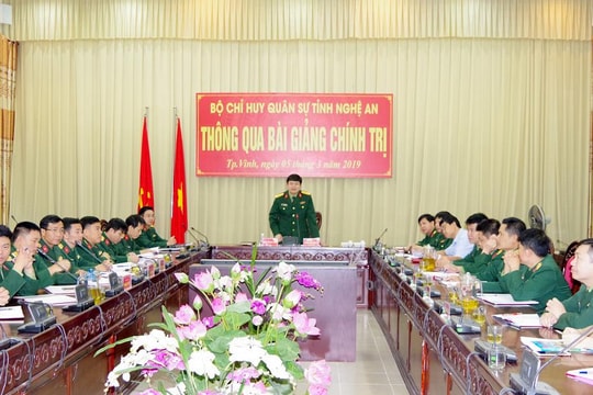 Bộ CHQS tỉnh Nghệ An thông qua bài giảng chính trị bằng hình thức trực tuyến