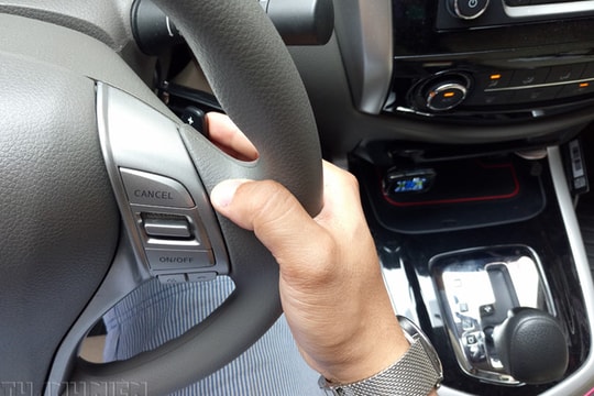 Cách dùng chế độ chuyển số tay trên ô tô số tự động