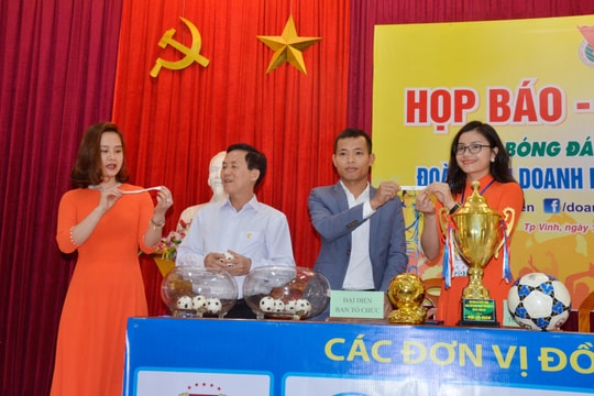 Các nữ cầu thủ sẽ có cơ hội tranh tài tại Giải bóng đá Đoàn Khối Doanh nghiệp tỉnh 