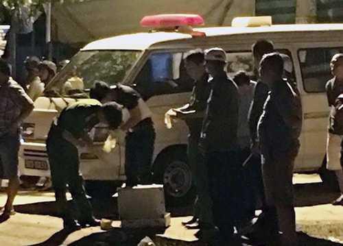 Kinh hoàng: Nam thanh niên cầm dao sát hại 4 người thân  