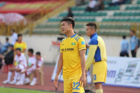 Hậu vệ Nguyễn Sỹ Nam: “Kẻ đóng thế đa năng” ở SLNA