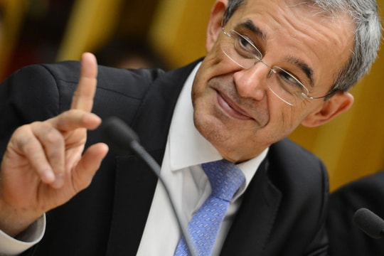 Chính trị gia Pháp: EU phải áp đặt trừng phạt Ukraine