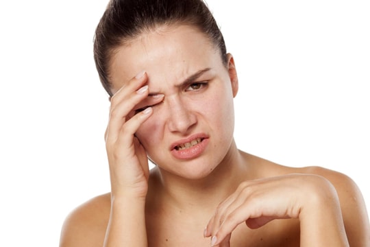 Mắt bị co giật - vấn đề sức khỏe chớ coi thường