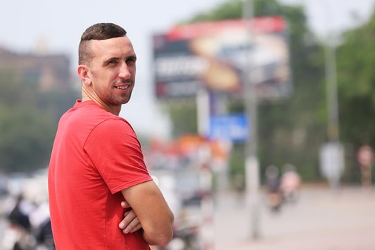 Ngoại binh châu Âu tiết lộ cầu thủ giỏi tiếng Anh nhất SLNA