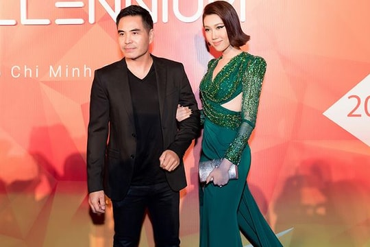 Phủ nhận yêu nhau, cặp đôi "Gạo nếp gạo tẻ "vẫn nắm tay nhau dự sự kiện